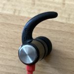 Lifehack für das Entgegenwirken, dass Kopfhörer von alleine aus dem Gehörgang / Ohr herausfallen - Soundcore Life P2 Bluetooth Kopfhörer - AirPod Alternative - Pimp your headset for adjust fit